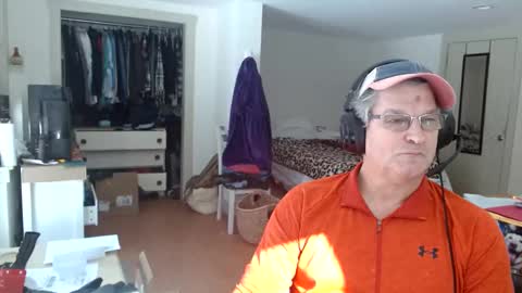 Gregor online show from February 18, 4:48 pm