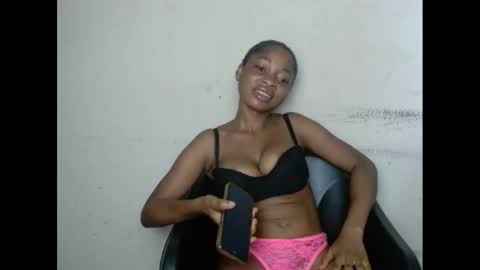 urflirtydoll online show from February 20, 9:09 pm