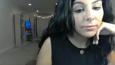 Snapshot of urgoddessmarla chatting on October 25, 4:09 am Goddess Marla online show from October 25, 4:09 am