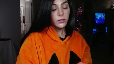 Snapshot of urgoddessmarla chatting on November 20, 3:50 am Goddess Marla online show from November 20, 3:50 am