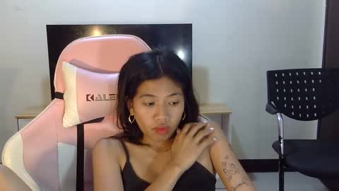 Snapshot of urhayumi_slut chatting on November 1, 5:04 pm urhayumi_slut online show from November 1, 5:04 pm