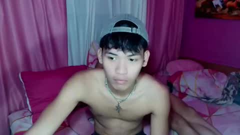 Snapshot of urhot_jeremyxx chatting on November 27, 9:11 am jeremy online show from November 27, 9:11 am