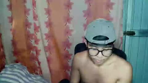 Snapshot of urhot_jeremyxx chatting on November 27, 10:56 pm jeremy online show from November 27, 10:56 pm