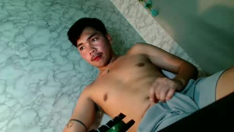Snapshot of urhot_kharlxoxo chatting on April 29, 7:56 am john carlo online show from April 29, 7:56 am
