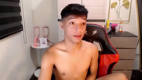 Ethan online show from March 6, 5:09 pm