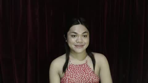 Snapshot of urhottie_bella chatting on May 21, 5:36 am urhottie_bella online show from May 21, 5:36 am