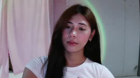 Snapshot of urhottie_nova chatting on June 24, 12:59 pm urhottie_nova online show from June 24, 12:59 pm