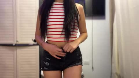 Amira online show from March 13, 5:47 am