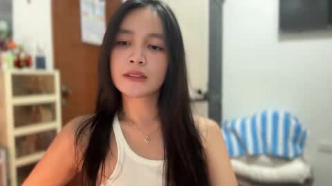 Amira online show from March 27, 1:33 am