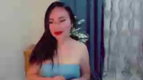 urlovely_che online show from July 12, 2:08 pm