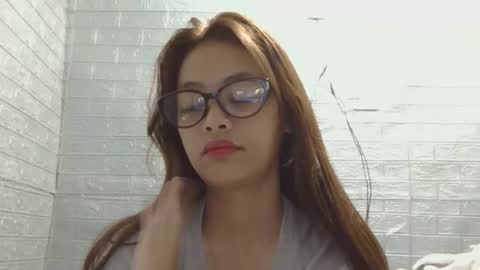 juliana online show from February 23, 5:21 pm