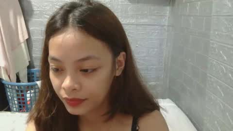 juliana online show from May 20, 1:50 pm