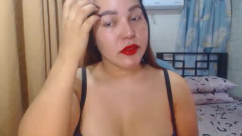 Snapshot of urlovercockxxx chatting on May 19, 1:00 am janah online show from May 19, 1:00 am
