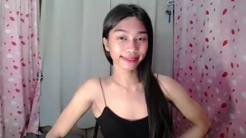 urloverjasmine_xx online show from March 29, 1:16 am