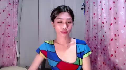 urloverjasmine_xx online show from April 4, 9:51 am