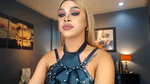 Snapshot of urmajestytyra chatting on March 12, 4:08 am UrMajestyTyra online show from March 12, 4:08 am