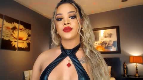 UrMajestyTyra online show from March 19, 1:53 am