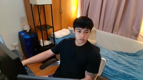 Snapshot of urnatty_guy chatting on May 25, 4:24 pm ander online show from May 25, 4:24 pm