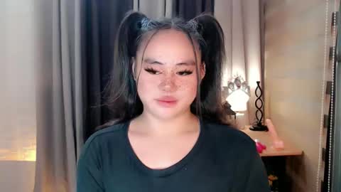 Snapshot of urnaughty_ceciliaxxx chatting on October 4, 12:30 am cecilia online show from October 4, 12:30 am