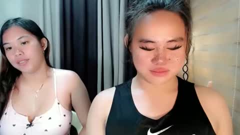 Snapshot of urnaughty_ceciliaxxx chatting on October 16, 8:32 pm cecilia online show from October 16, 8:32 pm