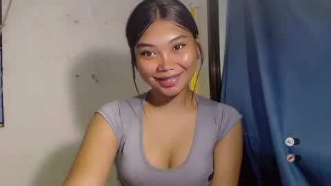 urpinay_sandra69 online show from June 19, 5:56 am