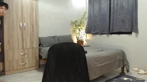 Snapshot of urpinoyasianx chatting on February 15, 3:42 pm Mel online show from February 15, 3:42 pm