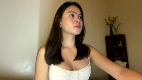 urpretty_girl online show from March 2, 6:48 pm