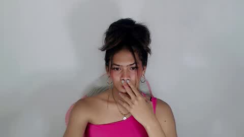 Snapshot of ursexy_diamondcum chatting on March 1, 11:07 pm RAZ online show from March 1, 11:07 pm