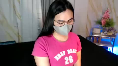 Snapshot of ursexybutt chatting on February 6, 6:29 am fiona online show from February 6, 6:29 am