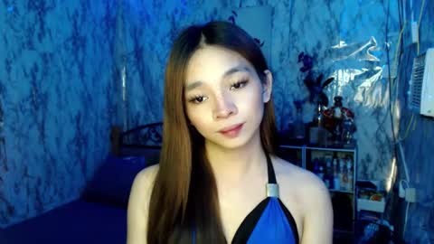 Snapshot of ursexytrans_cum chatting on December 4, 1:58 am Yhana online show from December 4, 1:58 am