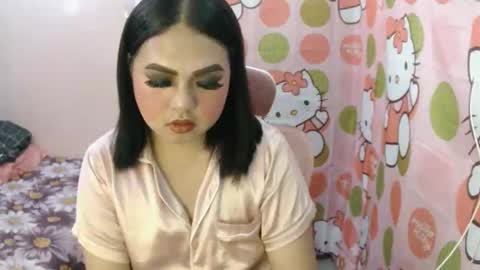 Snapshot of urslut_max chatting on January 8, 10:06 am maxie online show from January 8, 10:06 am