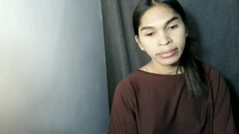 ursweet_zeviixx online show from June 19, 9:13 am