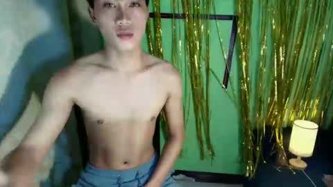 Snapshot of ursweetfucker_kimeya69 chatting on November 24, 5:34 pm ursweetfucker_kimeya69 online show from November 24, 5:34 pm