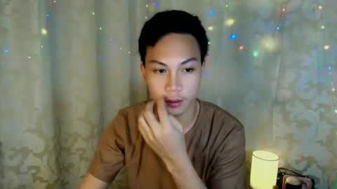 Snapshot of ursweetfucker_kimeya69 chatting on January 14, 5:40 pm ursweetfucker_kimeya69 online show from January 14, 5:40 pm