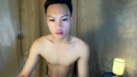 Snapshot of ursweetfucker_kimeya69 chatting on February 23, 6:11 am ursweetfucker_kimeya69 online show from February 23, 6:11 am