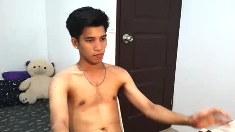 ursweetie_boy online show from March 27, 12:49 pm