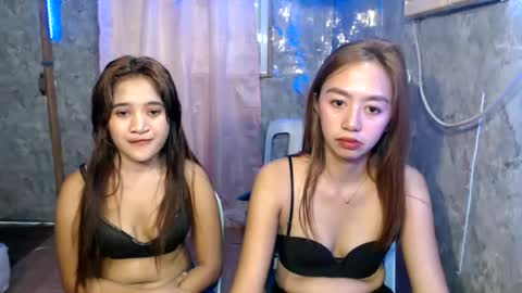 ursweetpinky online show from June 26, 11:42 pm