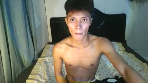 mark online show from April 3, 4:05 pm