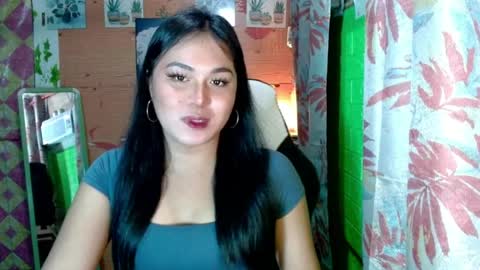 YOURGIRLCAMILLA online show from April 3, 5:11 pm