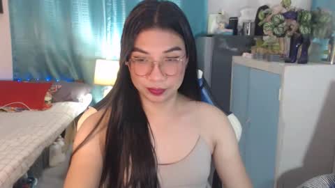 Ashley Kate Mateo Gray online show from February 20, 11:11 am