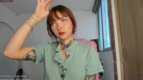    online show from June 1, 10:22 pm