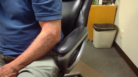 useemie online show from March 24, 10:04 pm