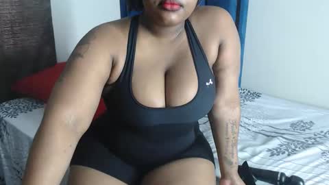 Snapshot of usemebbe chatting on May 26, 6:53 am usemebbe online show from May 26, 6:53 am