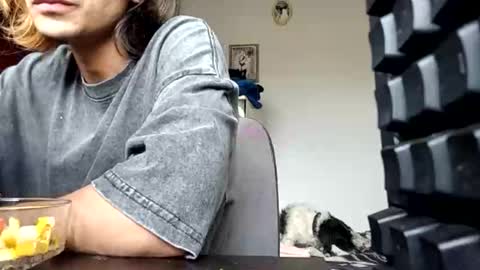 user_of_existance online show from April 10, 8:13 pm