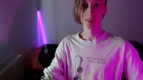 Excuse me online show from January 28, 3:36 am