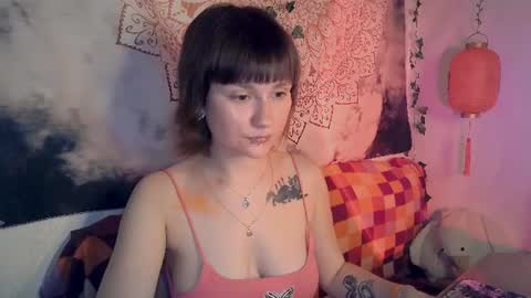 Snapshot of uwujudyosas chatting on June 25, 9:30 pm Judy online show from June 25, 9:30 pm