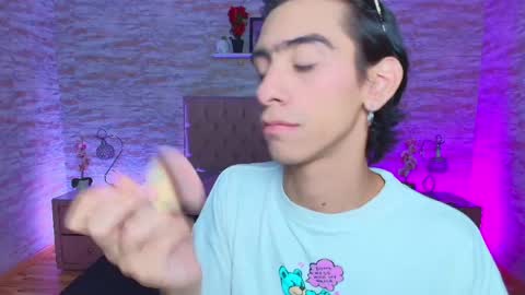 UYUKIE online show from April 17, 2:58 am