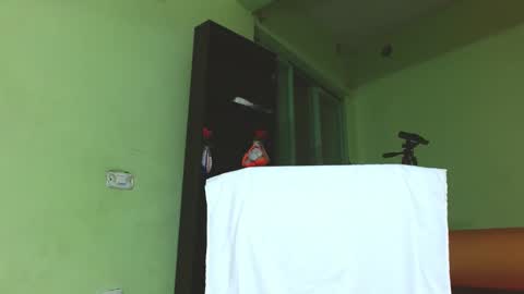uzaki_007 online show from December 2, 8:09 am