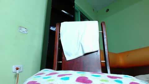 uzaki_007 online show from December 6, 7:10 am