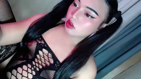 JESS - DONT FORGET TO FOLLOW ME AND GIVE ME THUMBS UP online show from March 9, 5:17 pm